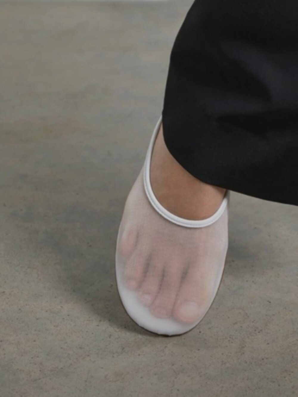 Dear Frances White Flats
